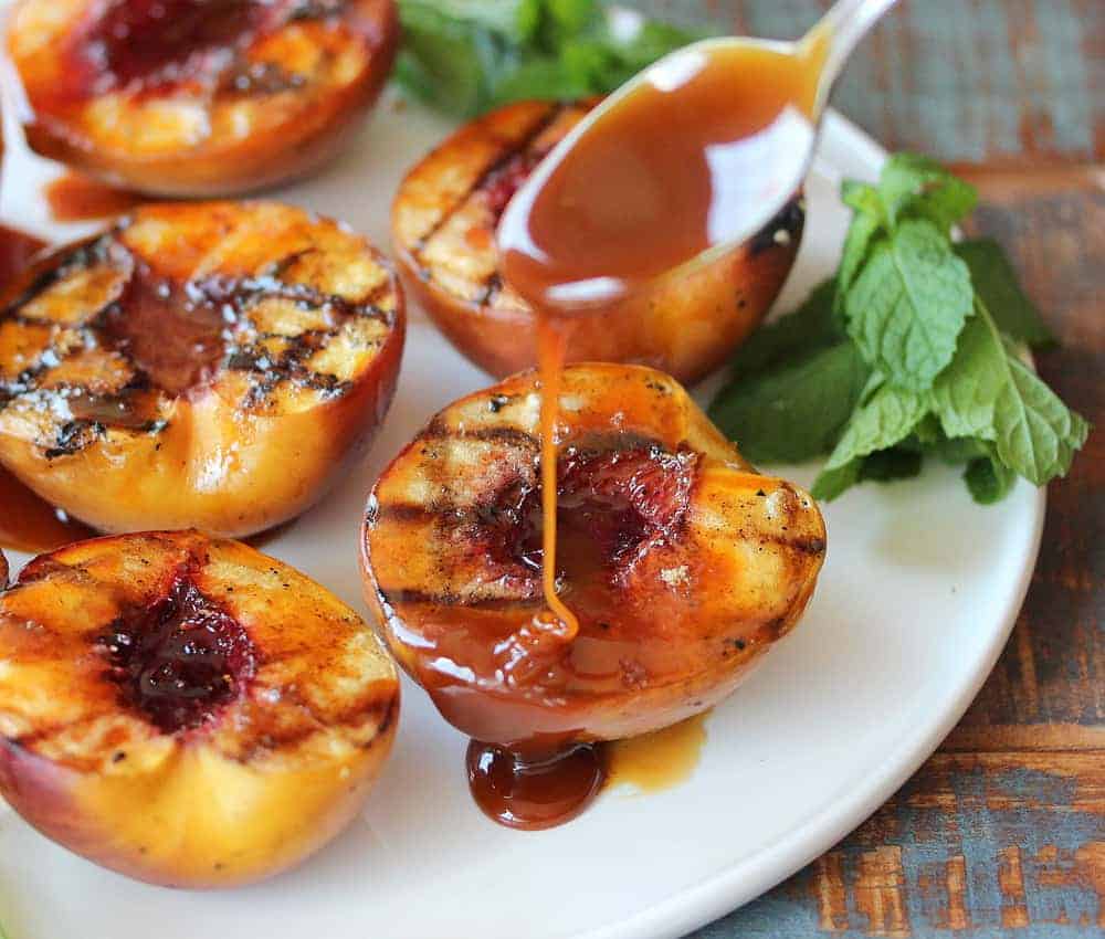 Grilled Peaches with Rum Caramel Sauce