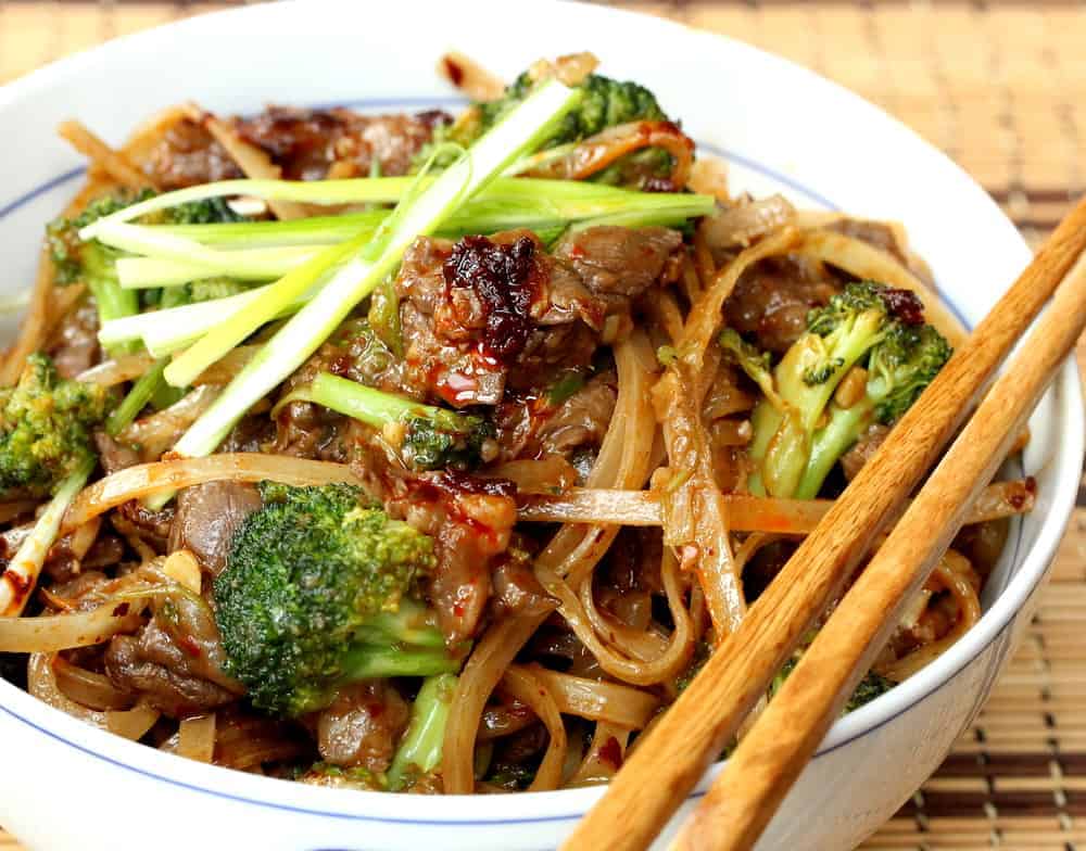 Beef & Broccoli Chow Fun