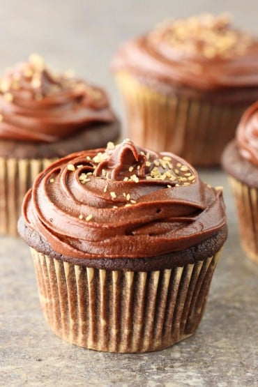 Chocolate Fudge Cupcakes with Marshmallow Filling