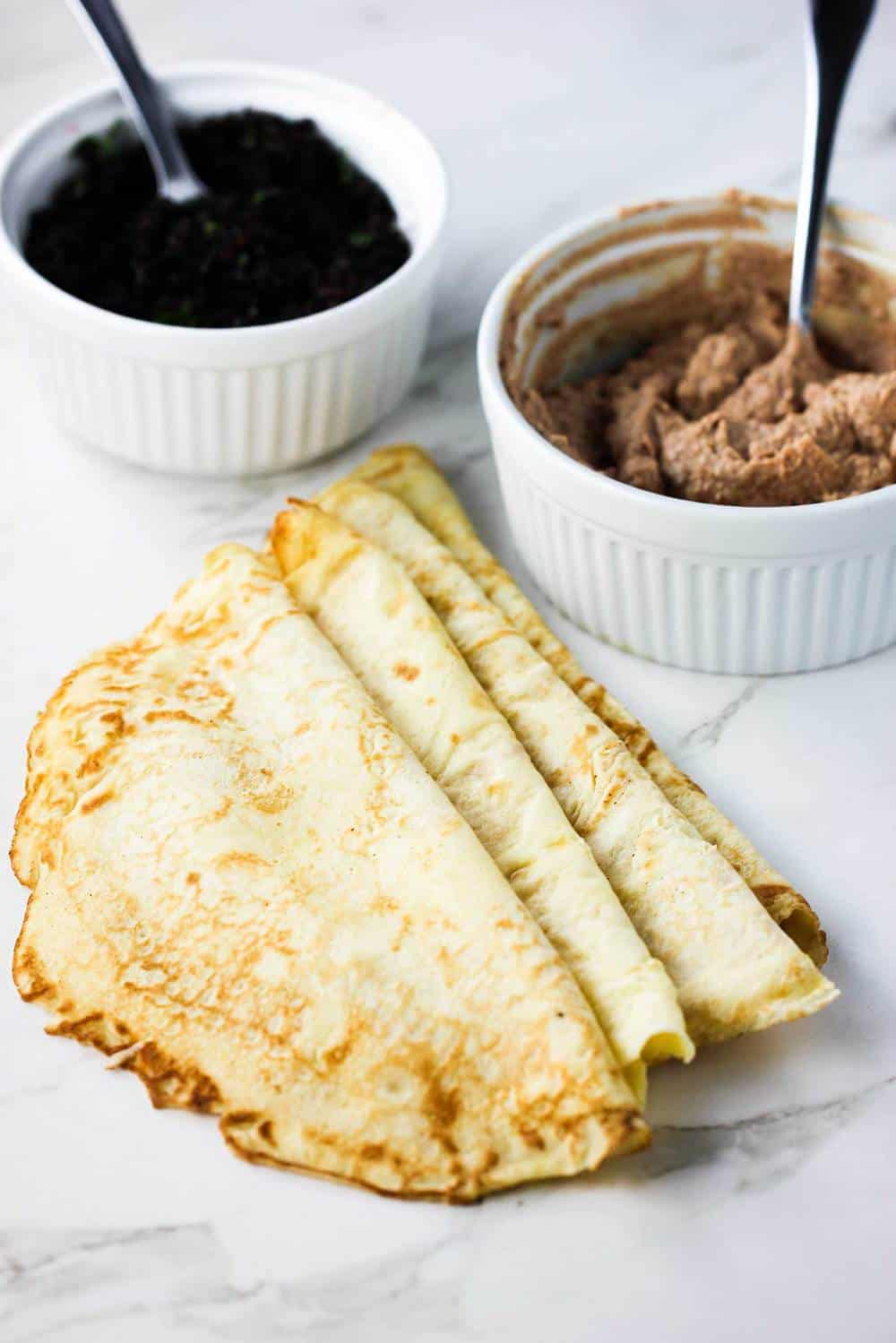 Crepes, pate and duxelles for beef Wellington